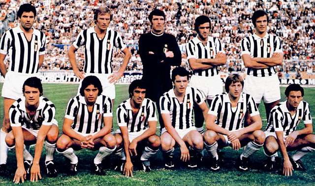 Juventus football club team photo Juventus football club team photo